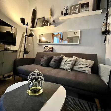 Charming Cozy Lägenhet